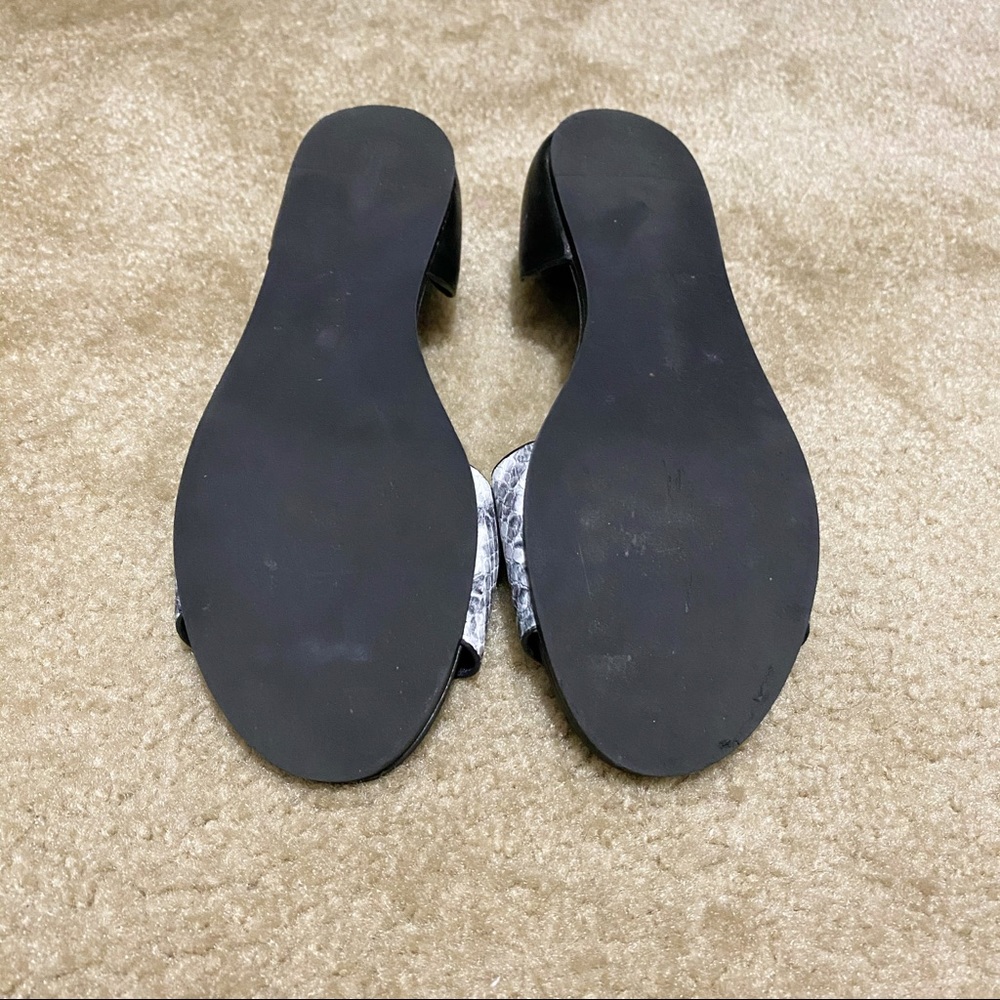 ❌SOLD❌ STEVE MADDEN | Snakeskin Sidestep Sandals - Picture 5 of 7
